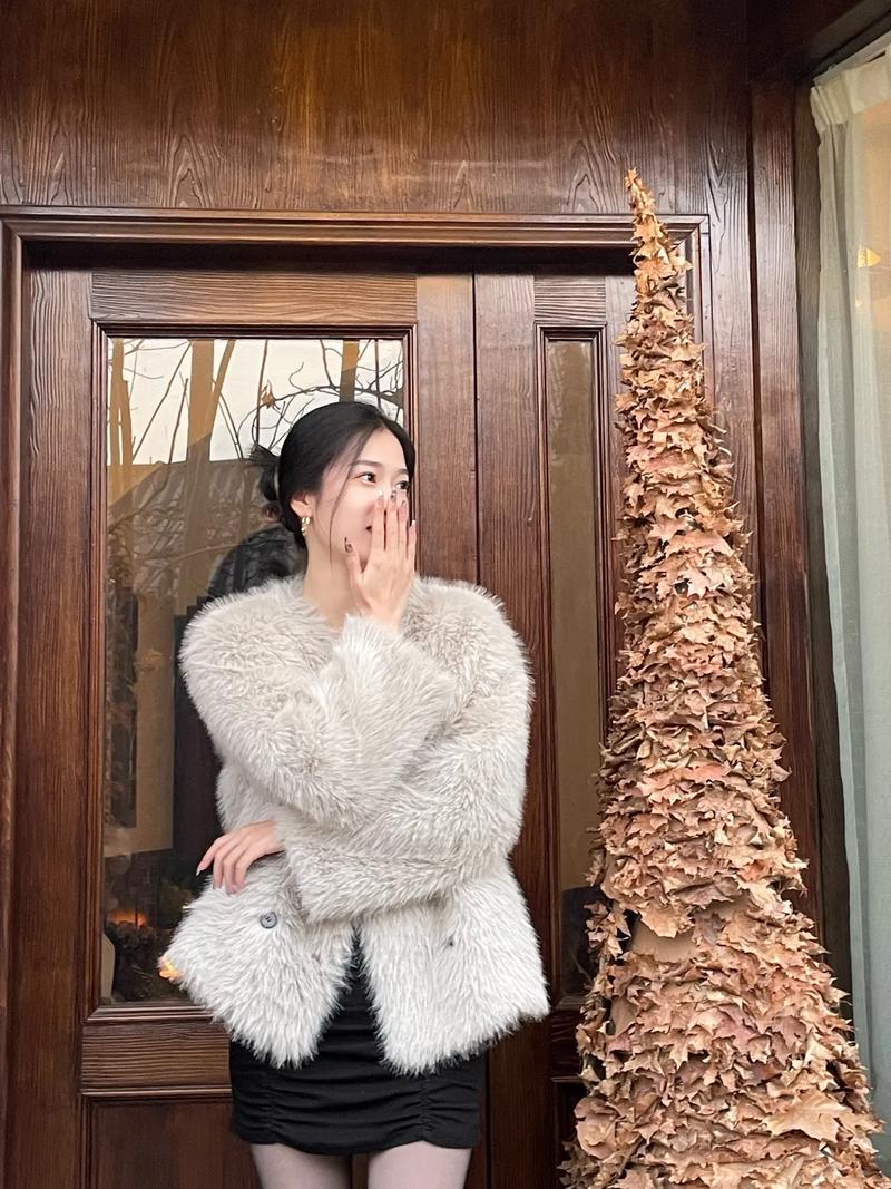 短暂的美丽 李彩桦